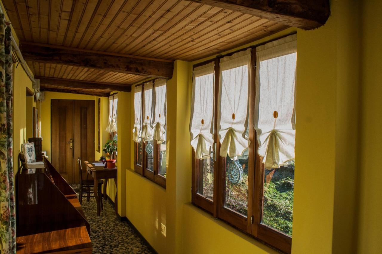 B&B Casa Quaroni Anzino Buitenkant foto